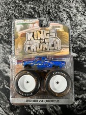 1/64 GREENLIGHT KINGS OF CRUNCH 1996 FORD F-250 BIGFOOT 5 DIRTY MONSTER TRUCK