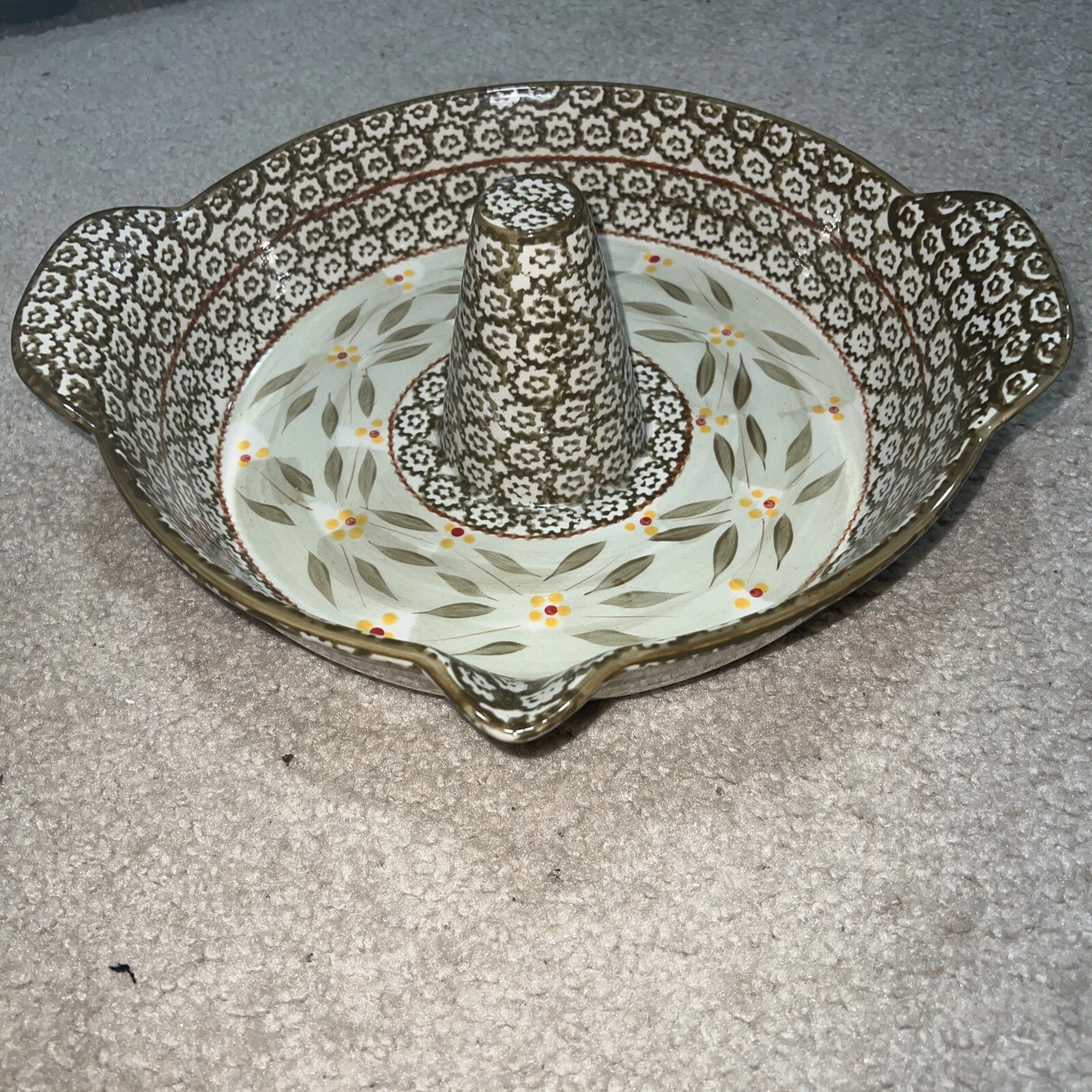 Temp-tations Presentable Ovenware Old World Confetti Bundt Cake Pan