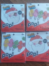 Makit Bakit Christmas Stained glass Suncatcher Craft Kit Santa Vintage Bulbs