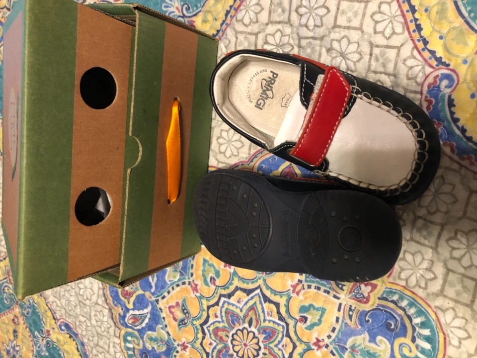 Sapatos sociais Primigi bebê menino tamanho EUA 7 euro 23 couro real por toda parte - Imagem 4 de 4