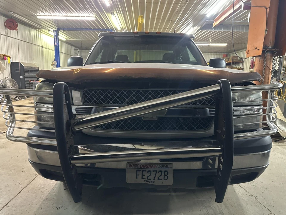 Parasol izquierdo usado se adapta a: camioneta Chevrolet Silverado 1500 2004 grado A izquierda Foto 3 de 4