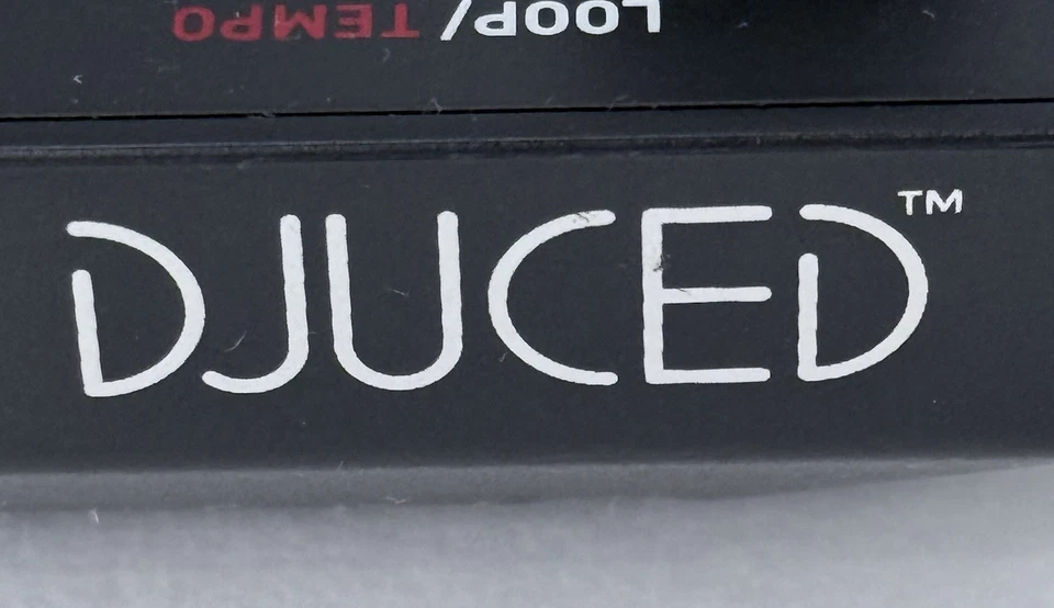 Hercules P32 Advanced DJ Controller with High Performance Pads DJCONTROL-P32 - Image 2 of 4