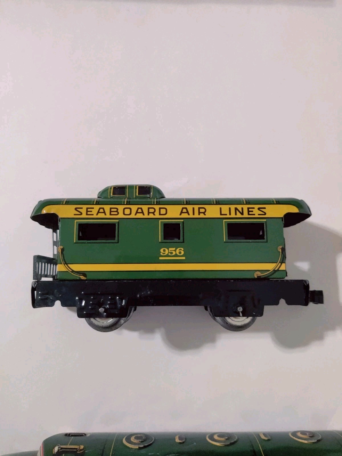 Picture 9 of 24