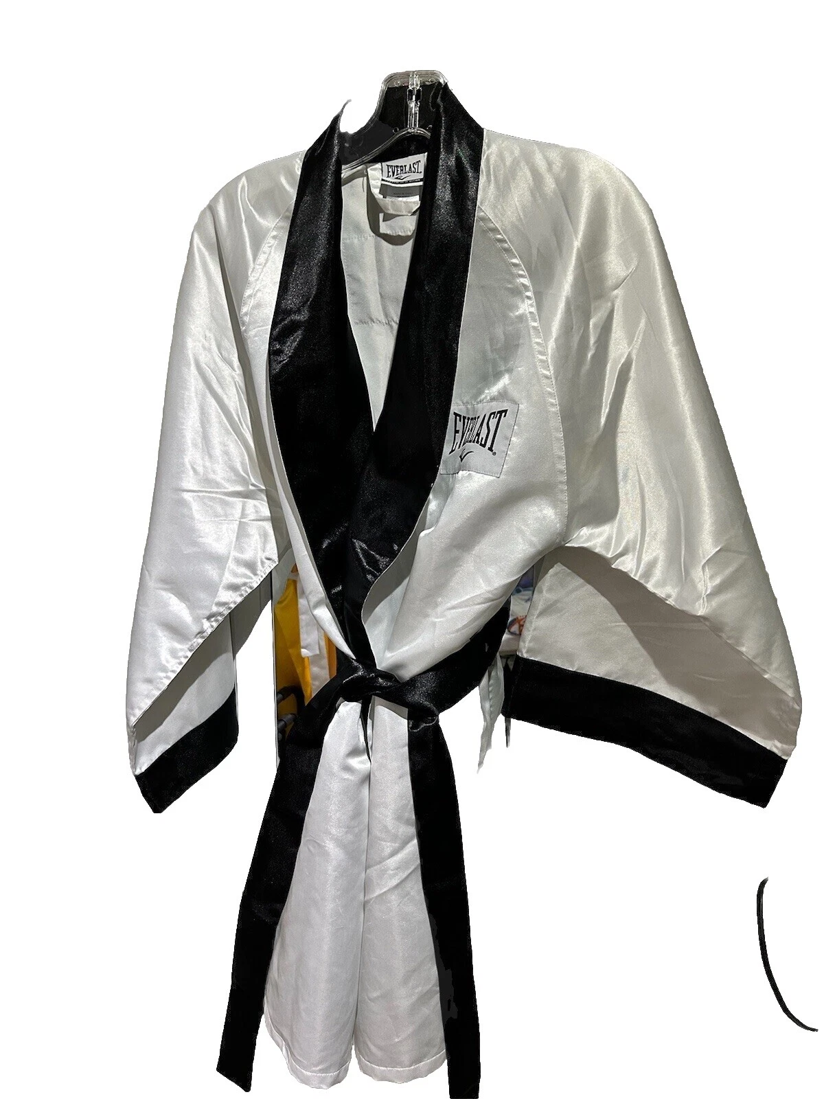 Black Everlast Boxing & Martial Arts Apparel & Accessories