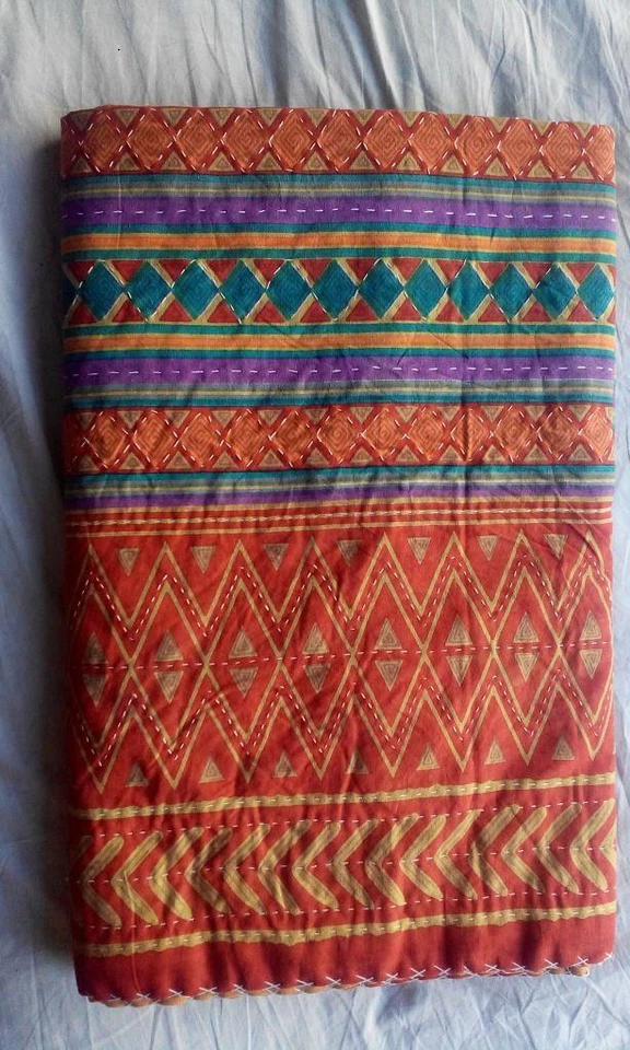 Colcha india hecha a mano vintage Kantha manta de algodón Gudri Queen Foto 2 de 4