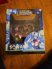 League of Legends World Championshi DJ Sona Concussive Vinyl Figure PVC Pendant