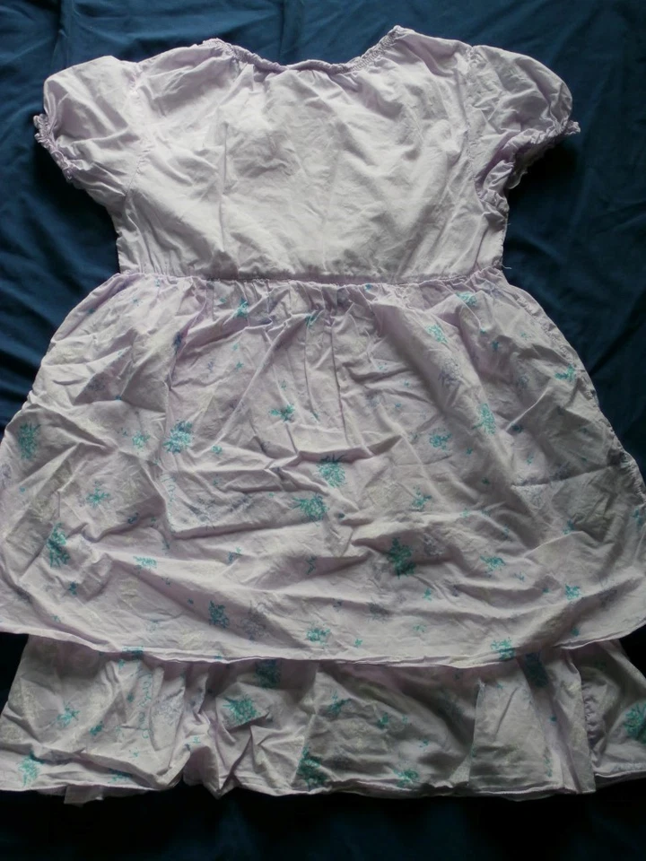 Vestido túnica niña Naartjie talla 9 años XXXL lavanda en capas mariposa floral verde azulado  Foto 4 de 4