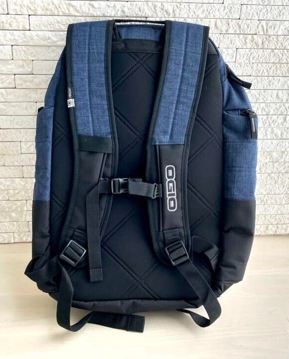 Scotty Cameron 2016 OGIO Backpack Club Cameron 7 Point Crown