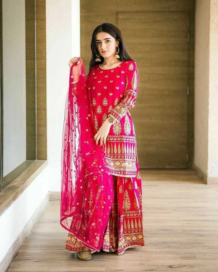 Pink Zahira Kurta, Striped Pants with Kota Doria Dupatta – Mansi Sanghi