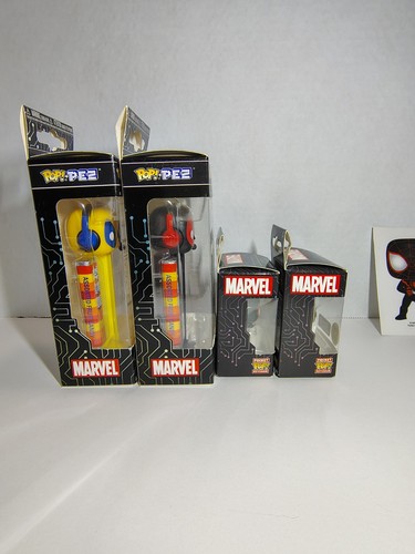 Funko DeadPool Gamer Pez Dispensers/Keychains(Yellow/Black) Game Stop Exclusive - Picture 4 of 6