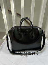 Givenchy Antigona Medium bag in black