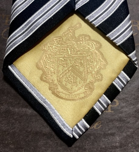 PRESIDENT DONALD J TRUMP Signature Collection Tie w/Gold Bar -New w/Tags - Picture 3 of 4