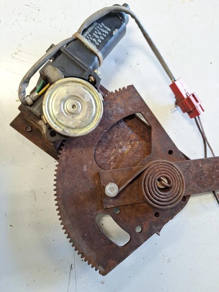 92 Dodge D250 Passenger Side power window regulator - Image 2 of 4