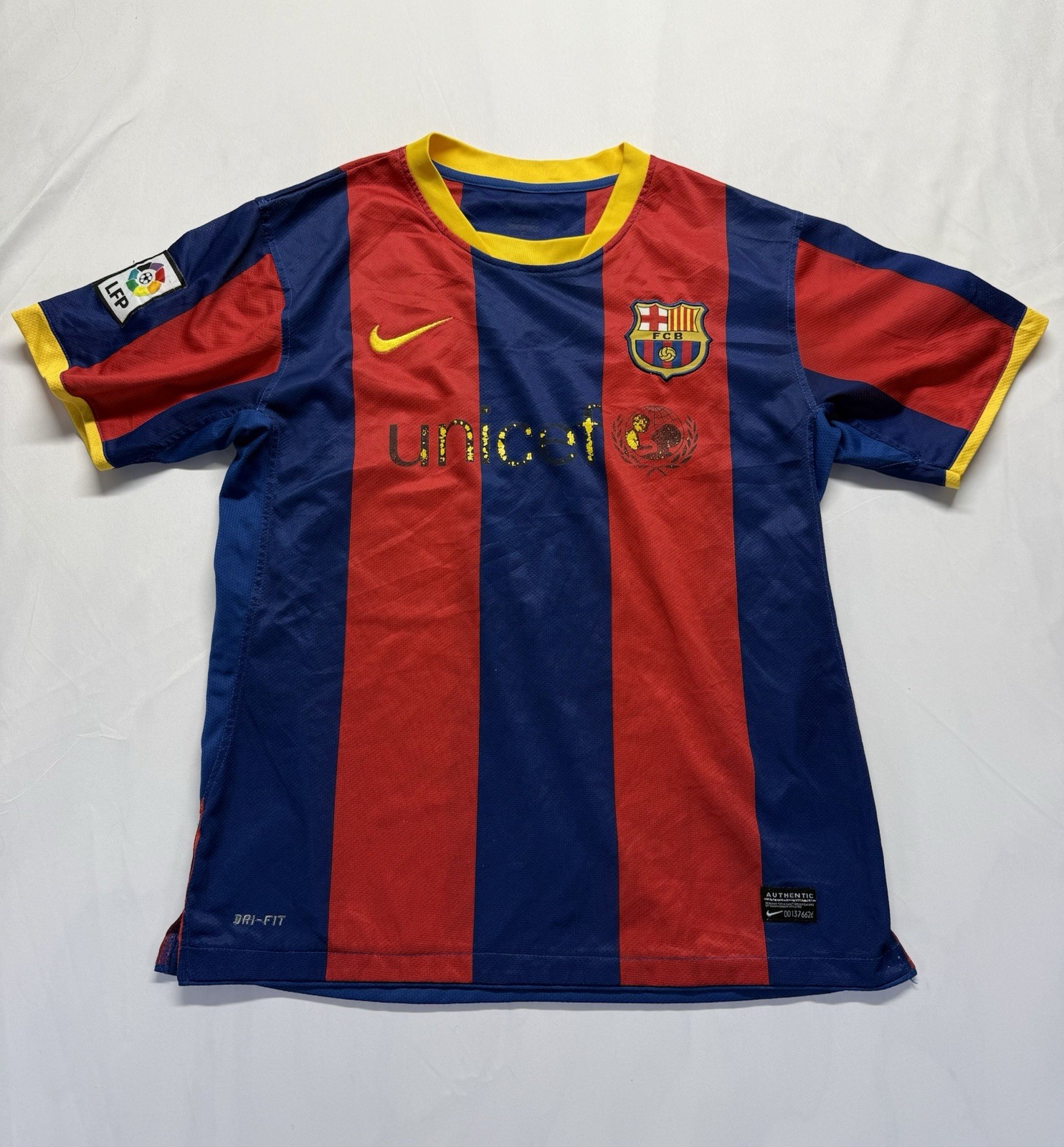 Nike Dri-fit FC Barcelona Soccer Jersey Mens Medium Red Blue Vintage