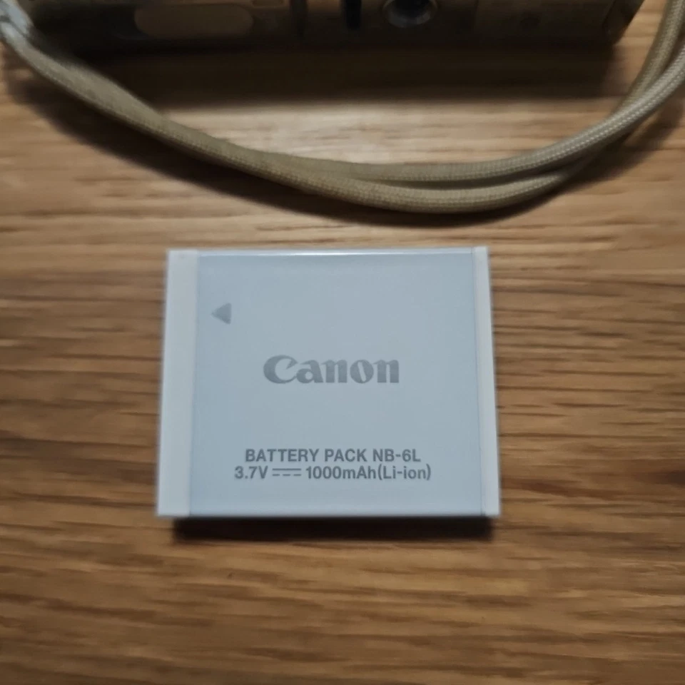 Digitalkamera Canon IXUS 85 IS Silber Getestet Funktioniert Zustand Gut Kratzer - Bild 3 von 4