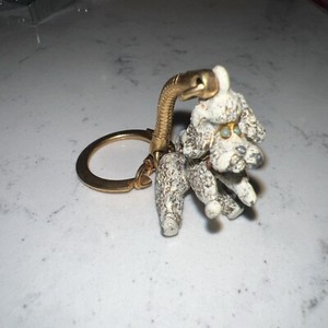 VINTAGE Poodle DOG KEYCHAIN Metal ENAMELED Cute!