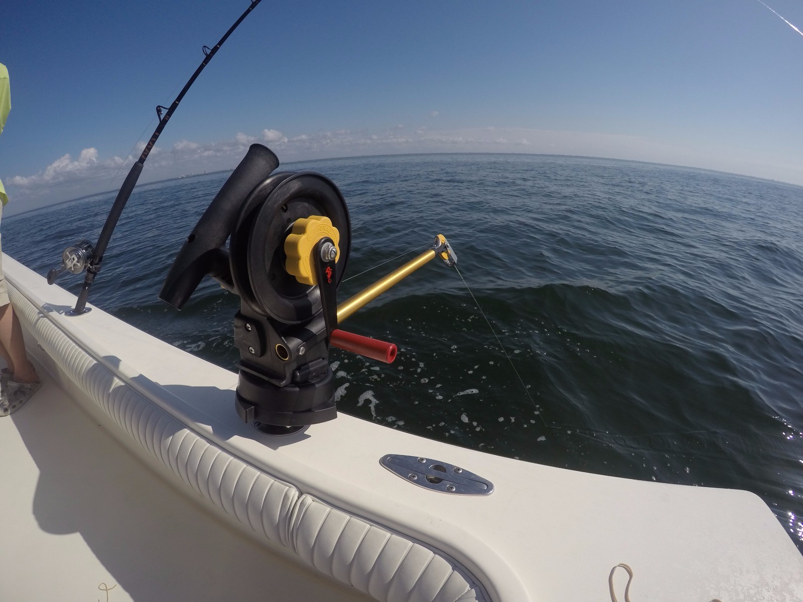 SEAHORSE Downrigger , Swivel, Gimbal and Rod holder attachment NEW With