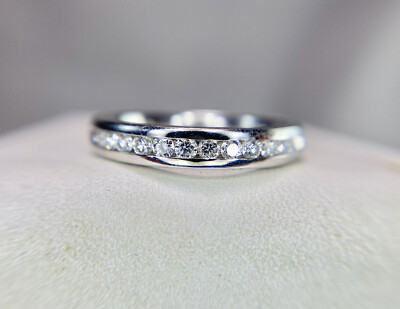14k Weißgold runder Brillant Diamant Kanal Set Ehering Stapelring