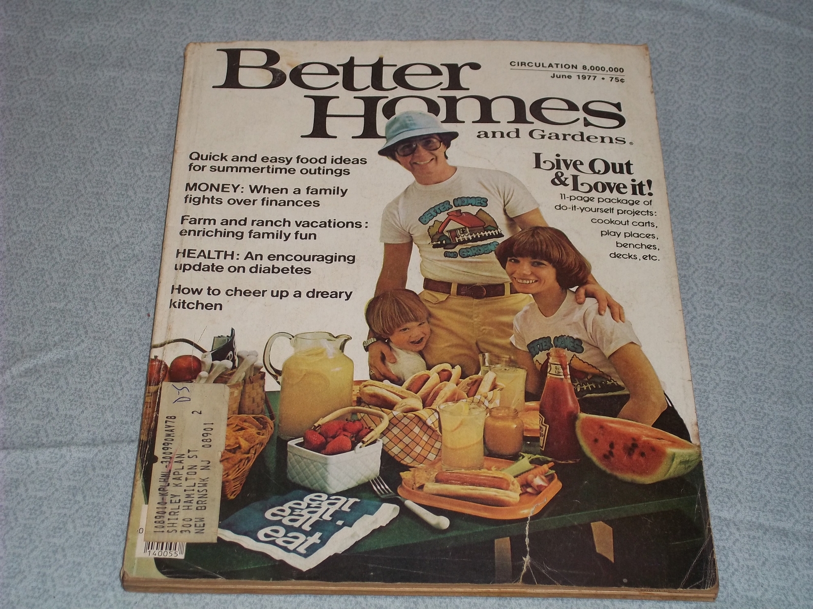1977 JUNE BETTER HOMES & GARDENS MAGAZINE - LIVE OUT & LOVE IT COVER - H 4103