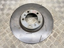 Porsche Panamera (971) 2017 Vorne links Vorne links Bremsscheibe vorne Benzin