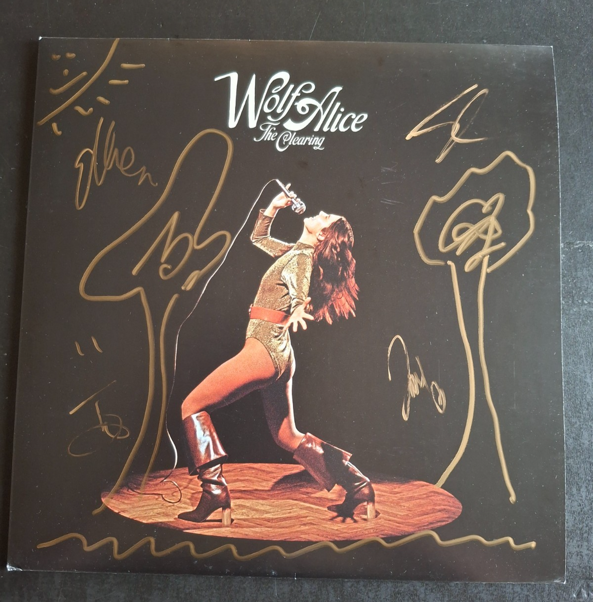 WOLF ALICE SIGNED THE CLEARING SIGNED/AUTOGRAPH LP & BAND DOODLES