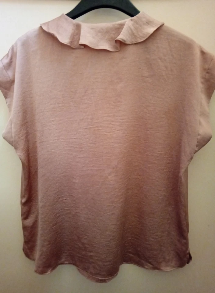 Ladies New Look Ruby Satin Ruffle Front Sleeveless Blouse Uk 16 - Image 2 of 4