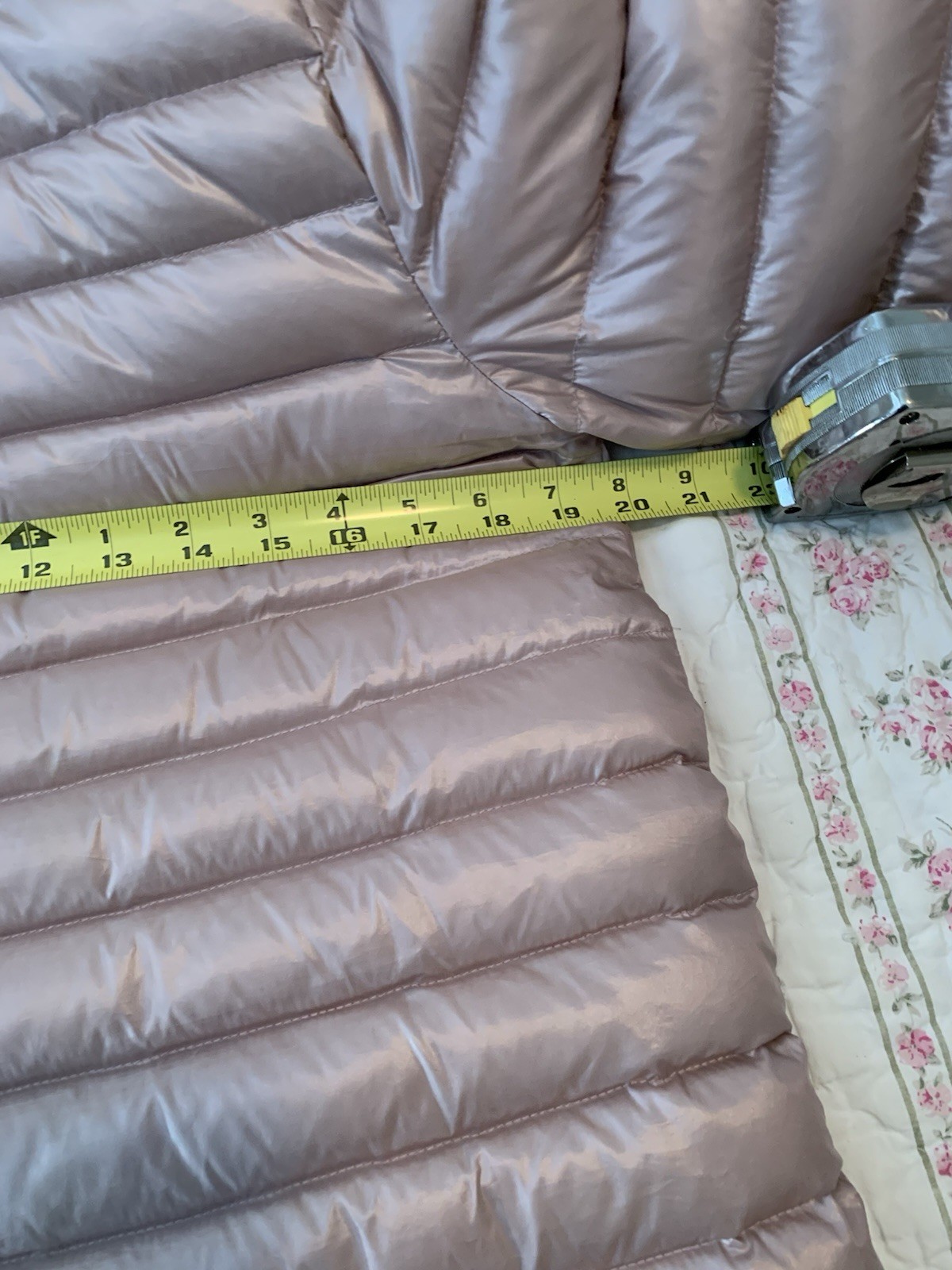 Calvin Klein high-performance puffer jacket XS pi… - image 5