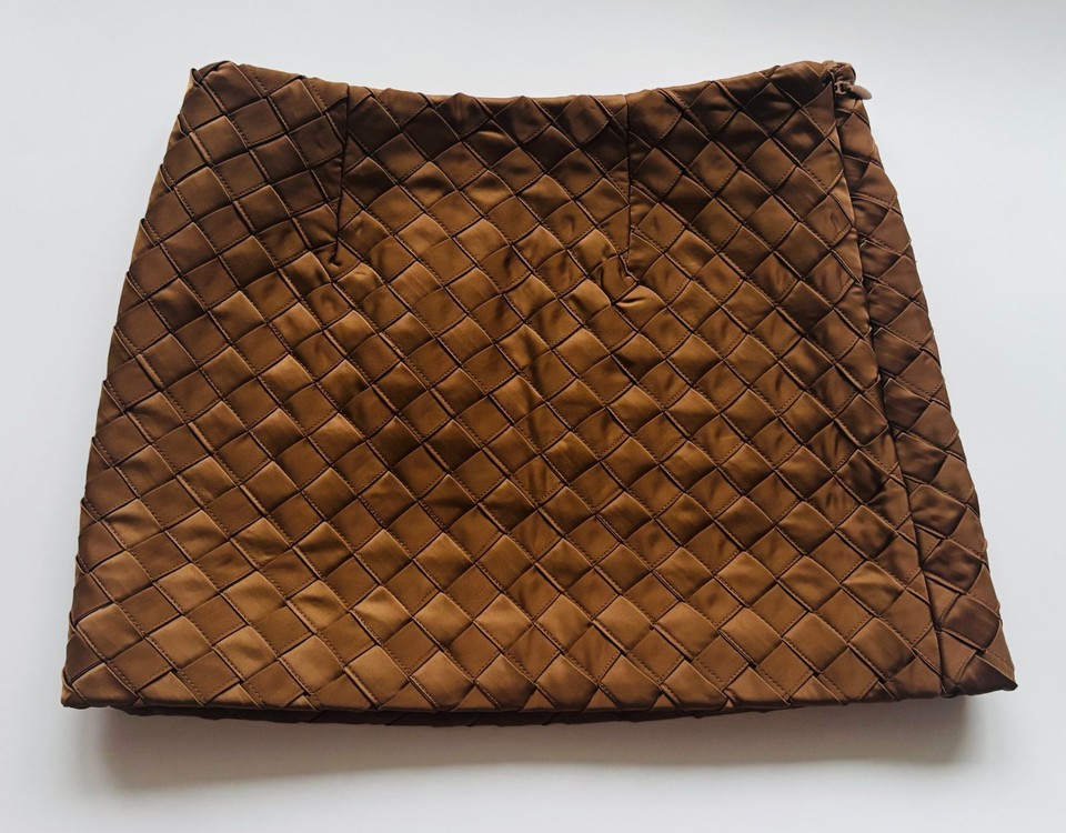 MESHKI Cordia Satin Chocolate Mini Skirt RRP $249 SIZE XXS Excellent Condition