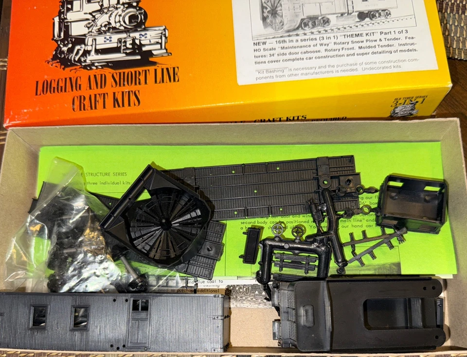 HO Roundhouse 1515 Undc Rotary Snow Plow & Tender Kit HO5644 - Image 2 of 3