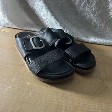 Sofft  Womens Slide Sandal Black Leather Adjustable Buckle Strap Size 7 M
