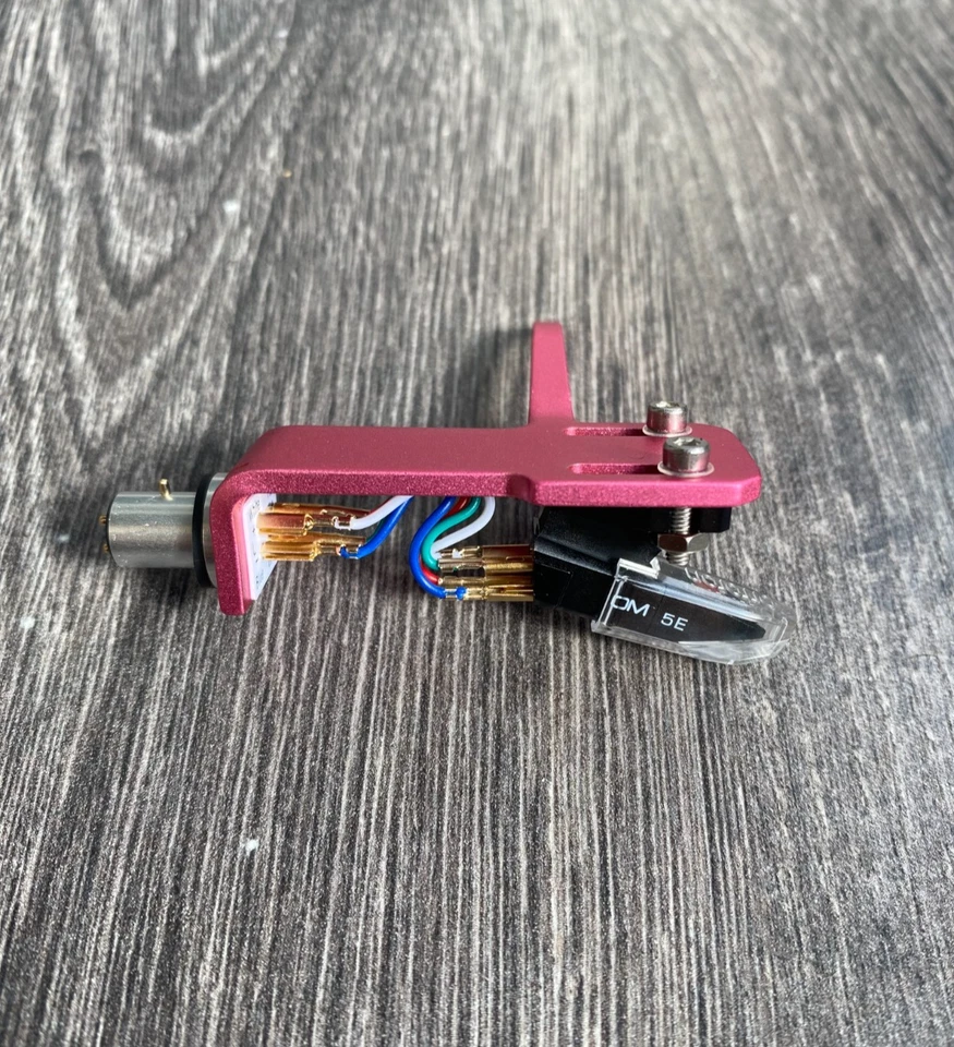 2 x Ortofon OM 5E Cartridge Stylus & Headshell in Pink + FREE GIFTS - Image 4 of 4