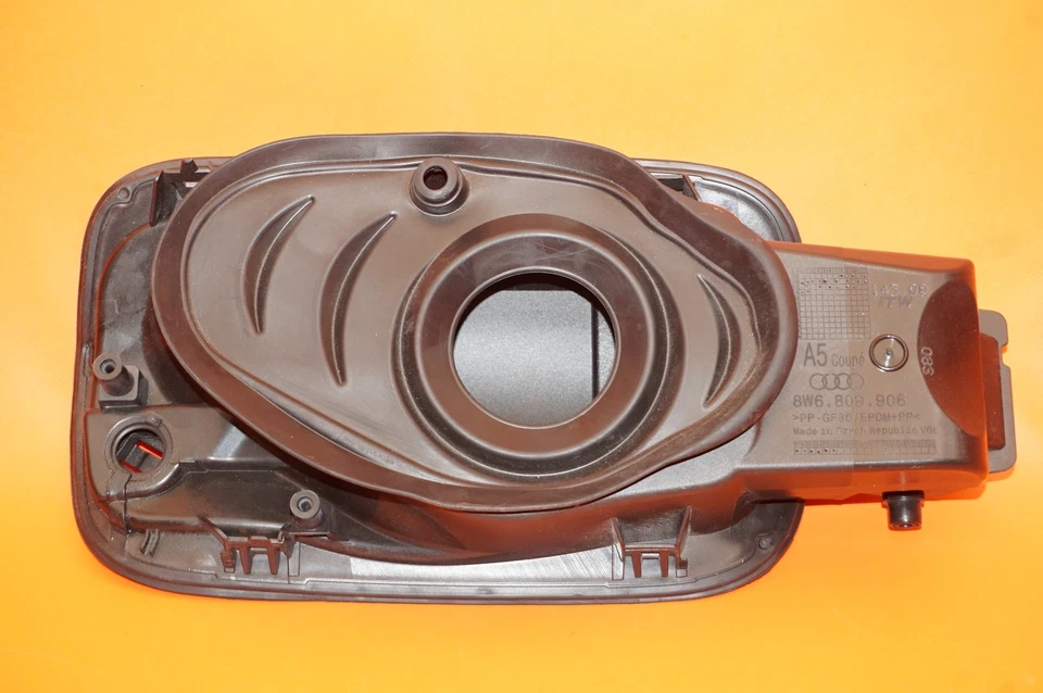 AUDI A5 S5 SPORTBACK FUEL POCKET DOOR 2018 2019 2020 2021 2022 8W8 809 906 OEM - Image 3 of 4