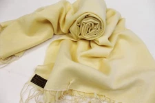 T56 NWT 28" x 80" Light Yellow Pashmina Silk Shawl Wrap Hand Woven In Nepal