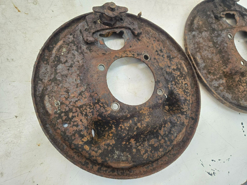 REAR 10 BOLT AXLE BACKING PLATE CHEVY GMC TRUCK 1973-1987 UP TO 91 BLAZER - Picture 5 of 6