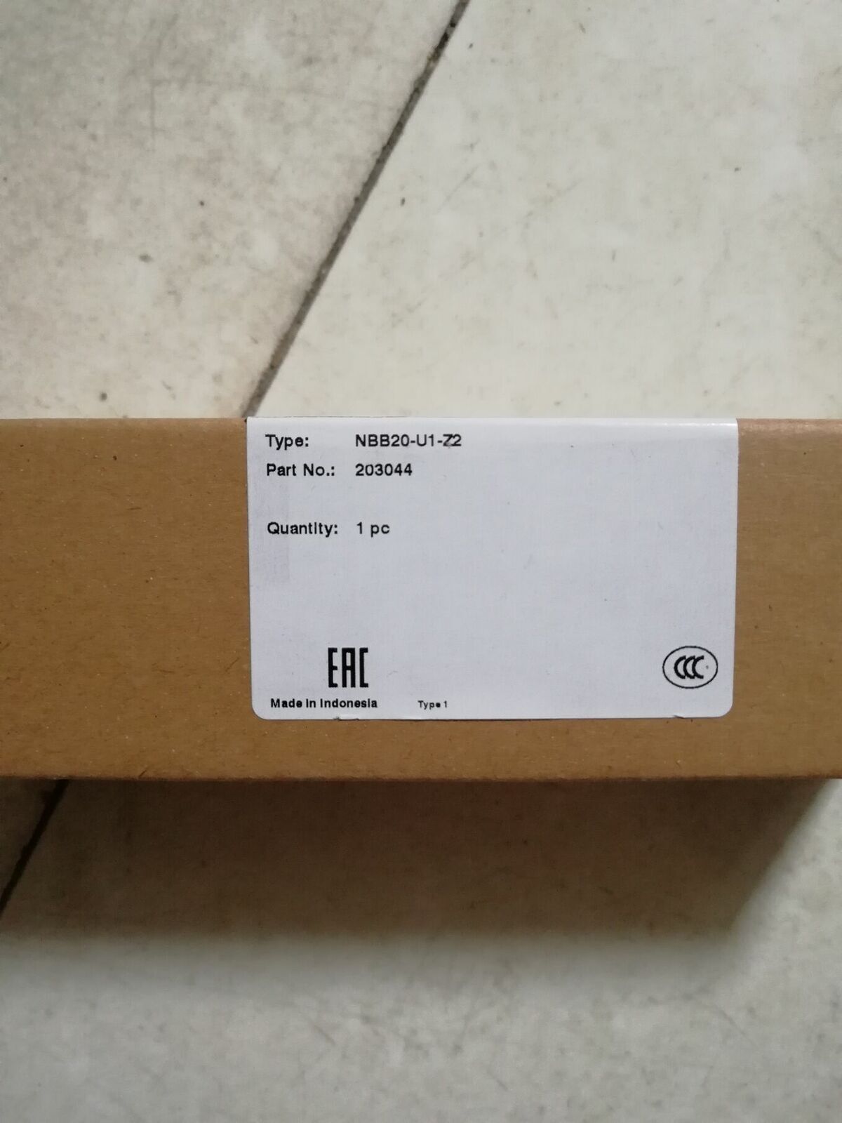 1PCS New In Box For PEPPERL FUCHS NBB20-U2-UU Sensor Fast Shipping 1PCS New In Box For PEPPERL FUCHS NBB20-U2-UU Sensor Fast Shipping
