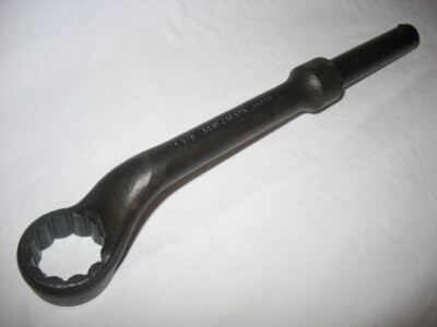 New CANADA GRAY 12-Point Strike free Leverage Wrench, 1-3/8'' , 66644