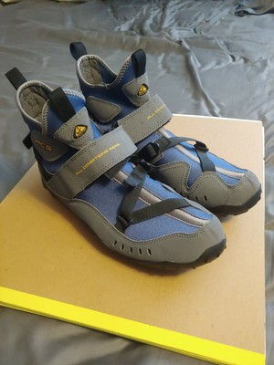 nike water boots