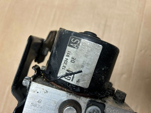 VAUXHALL ZAFIRA VXR ABS PUMP MODULE Z20LEH B MODEL 2006 - Picture 2 of 5