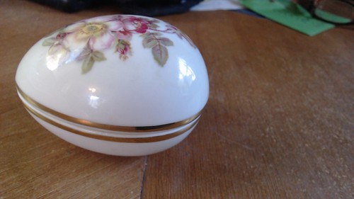 Gerold Porzellan Porcelain Egg Trinket Box Floral Easter Signed Vintage - Picture 5 of 8