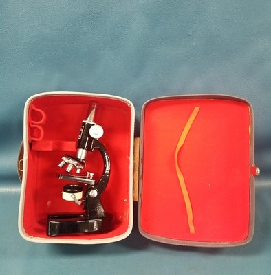 VTG MCM Sans & Streiffe #516 Kids Microscope W/ Blue Vinyl Case