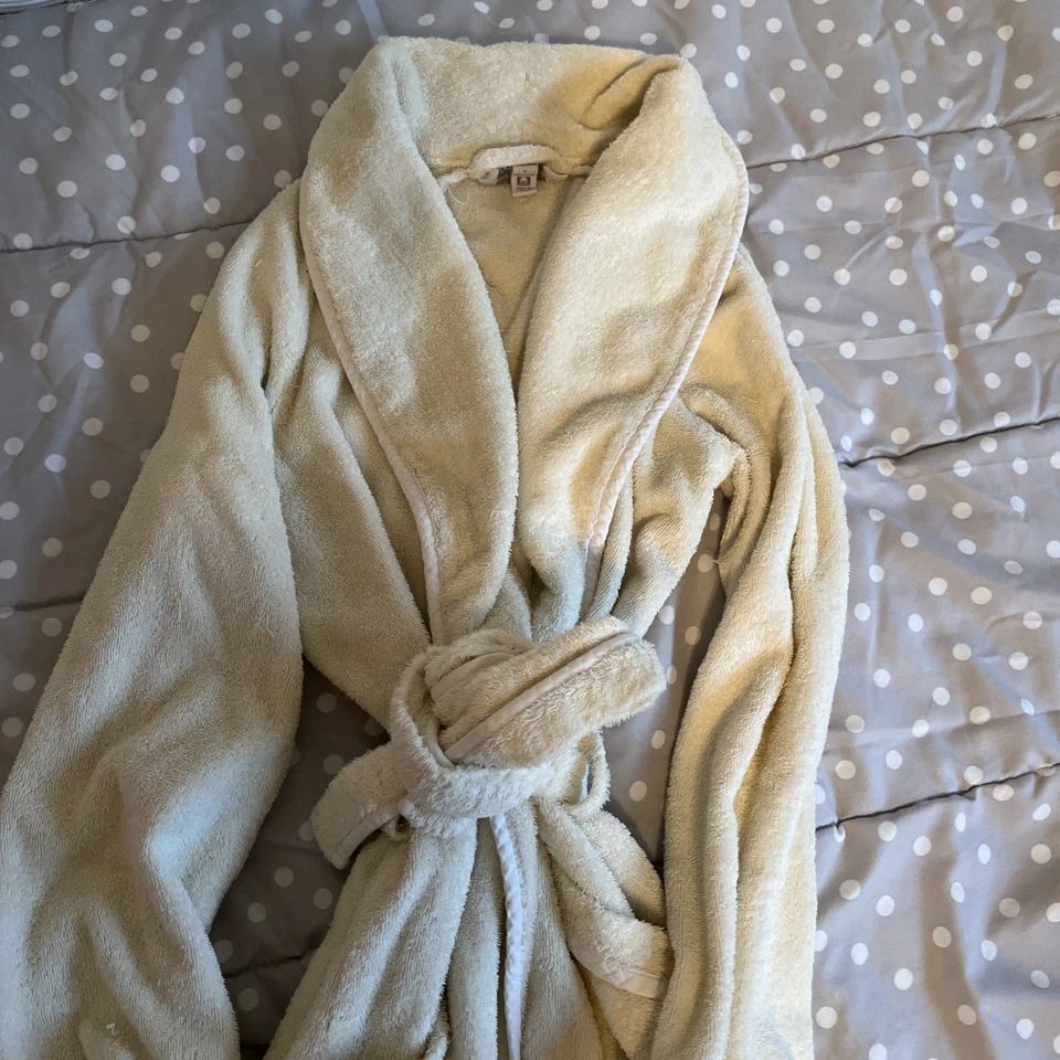  Bata Charter Club para mujer pálida, amarilla, tela de rizo talla pequeña Foto 2 de 2