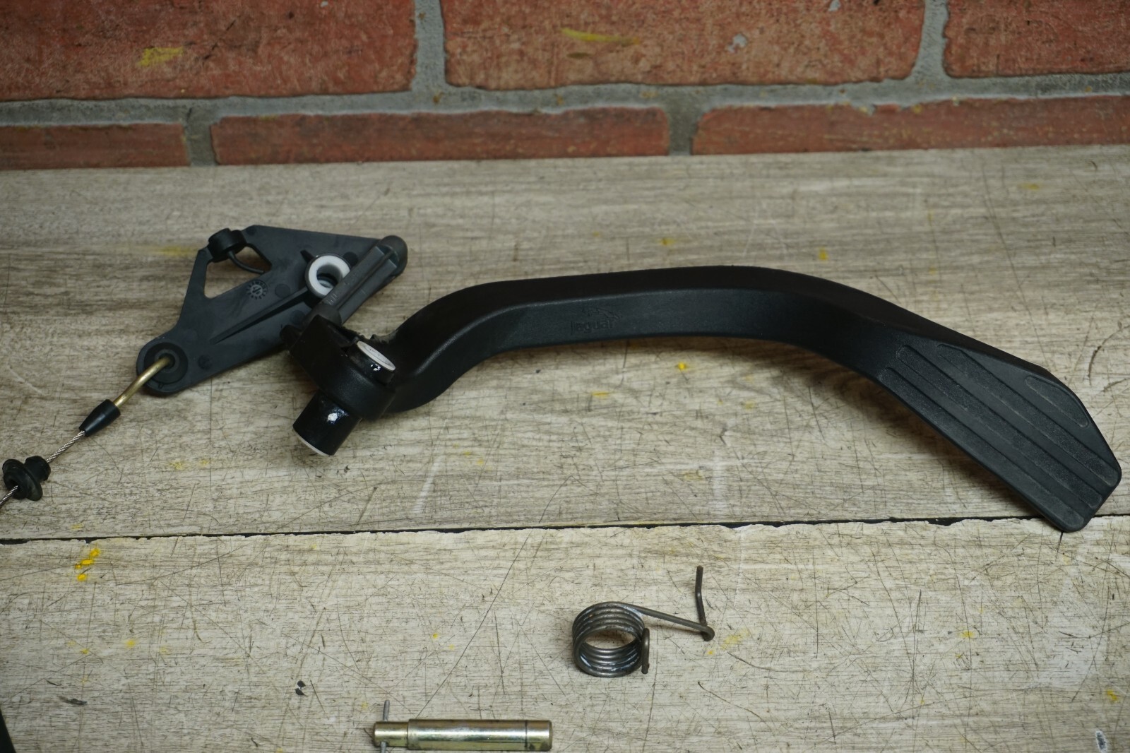 1998 JAGUAR XJ8 VANDEN PLAS GAS ACCELERATOR THROTTLE PEDAL W/ CABLE SET OEM* eBay