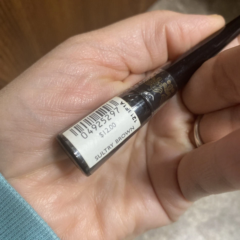 Delineador de ojos Victoria's Secret líquido lujuria marrón sensual sellado de fábrica raro Foto 3 de 4