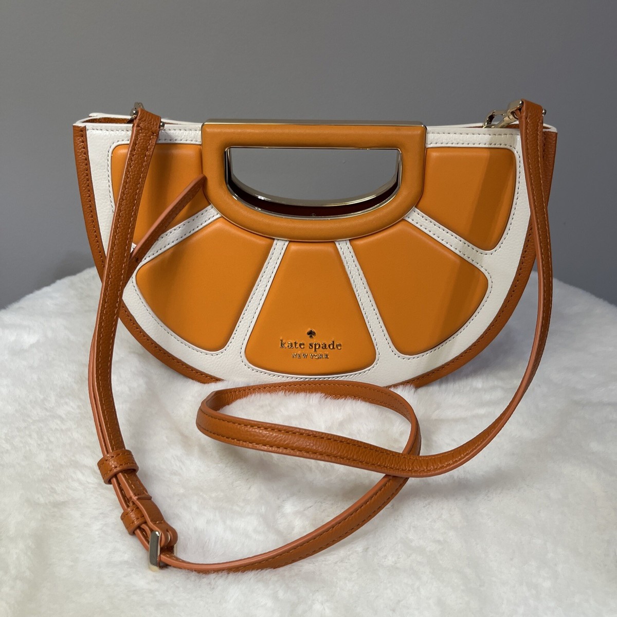 【kate spade】Alexia Crossbody Clutch トート カゴバッグ 送込 kate spade】Alexia Crossbody Clutch トート カゴバッグ 送込