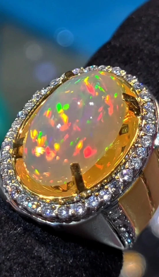 Piedra preciosa de ópalo natural certificada con anillo de oro amarillo de 22k para hombre regalo de aniversario Foto 2 de 3
