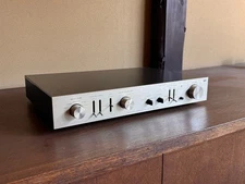 LUXKIT A3032 Vacuum Tube Preamplifier Used Tested Working Condition