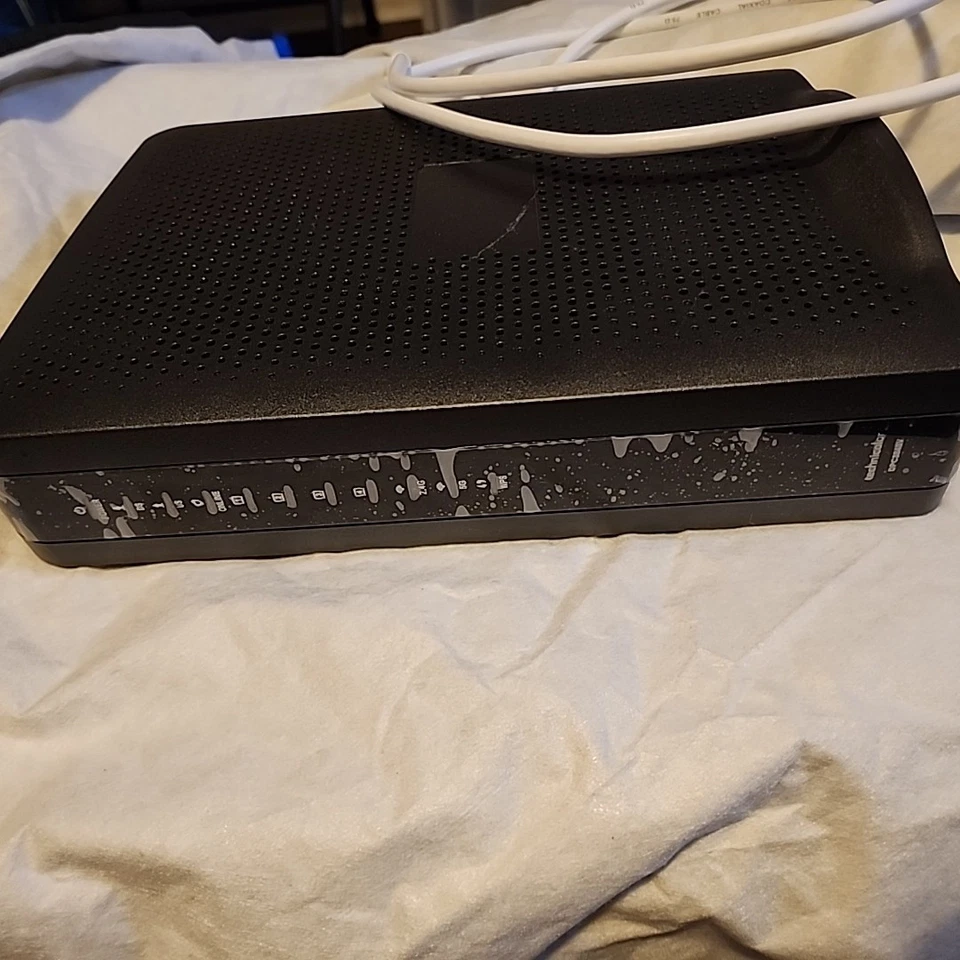 Technicolor/Cisco DPC3848V Cable Modem & WiFi Router DOCSIS3.0 *NO Power Cable - Image 2 of 4