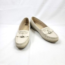 SAS Kiltie Tripad Comfort Shoes Womens 8 Ivory Leather Loafer Tassel Slip On USA