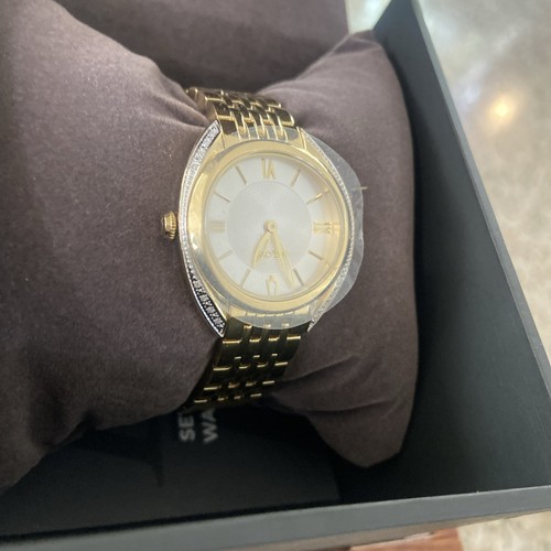 Bulova Women's Classic Quartz Gemmed Gold Stainless Steel Watch 30 MM 98R298 - Picture 4 of 5