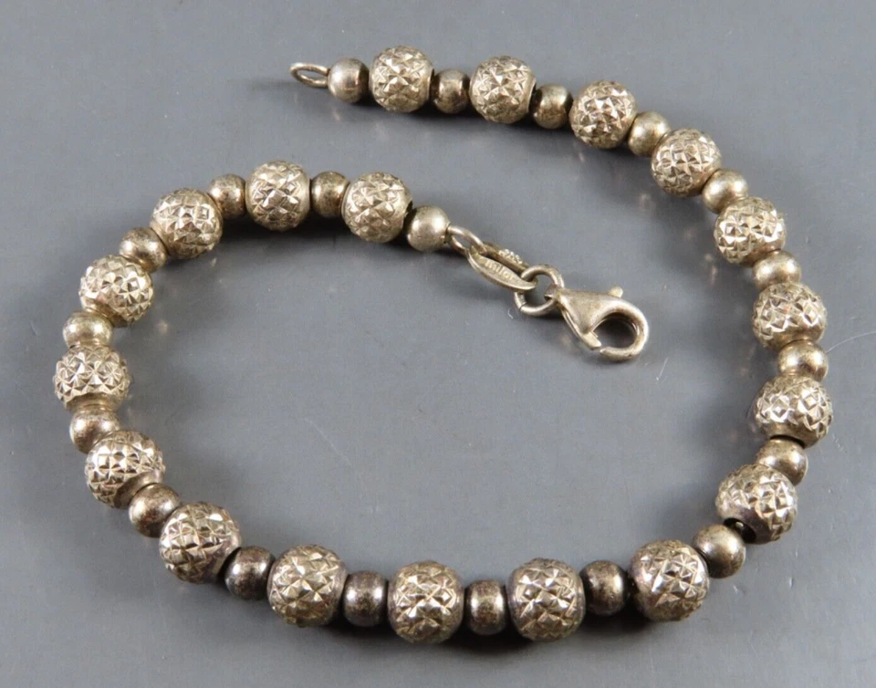 VTG MILOR STERLING SILVER BEADED BRACELET Diamond Cut Beads Sparkle 7.5" LONG - Image 2 of 4